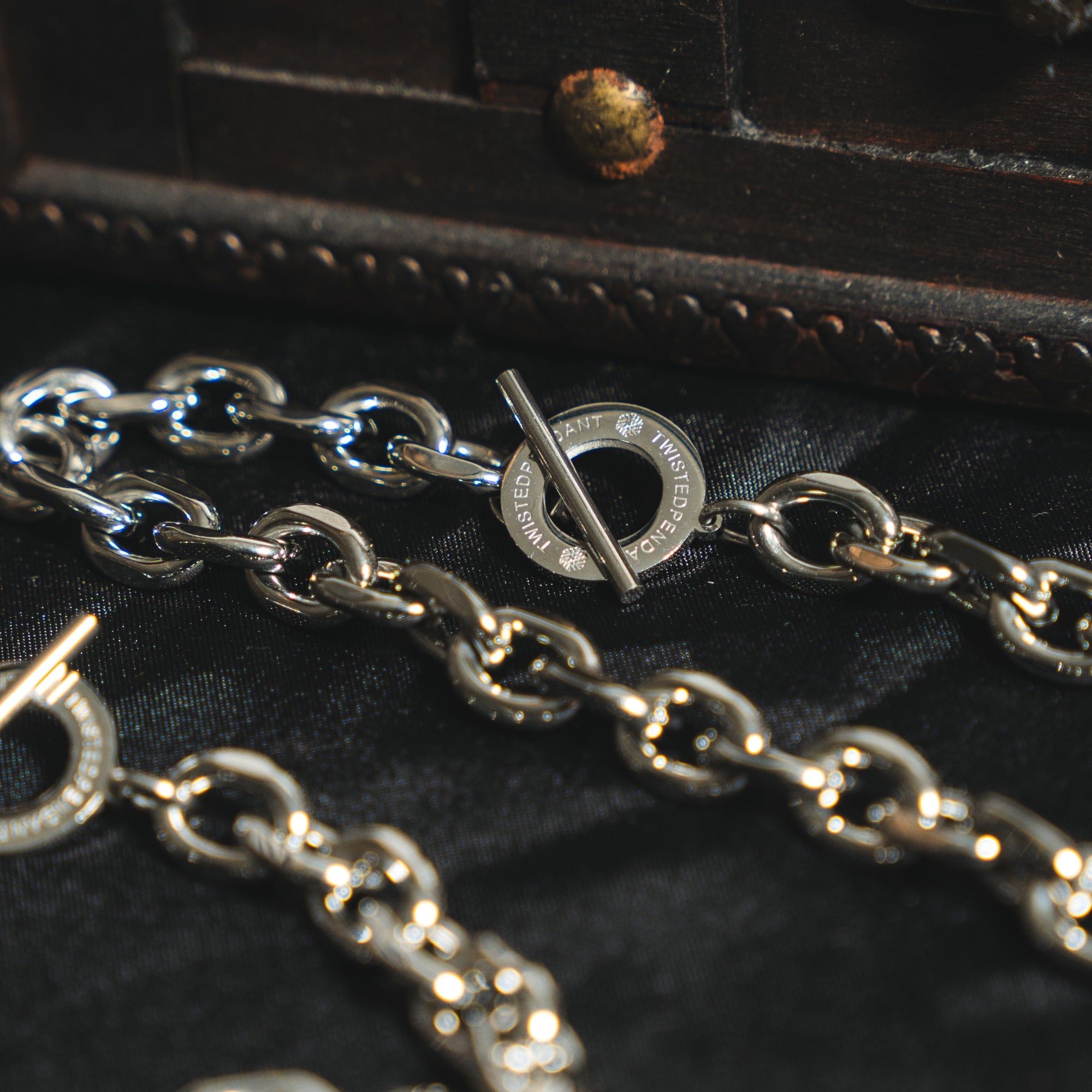 Striker Chain - Mens Silver Chunky Choker Chain UK By Twistedpendant