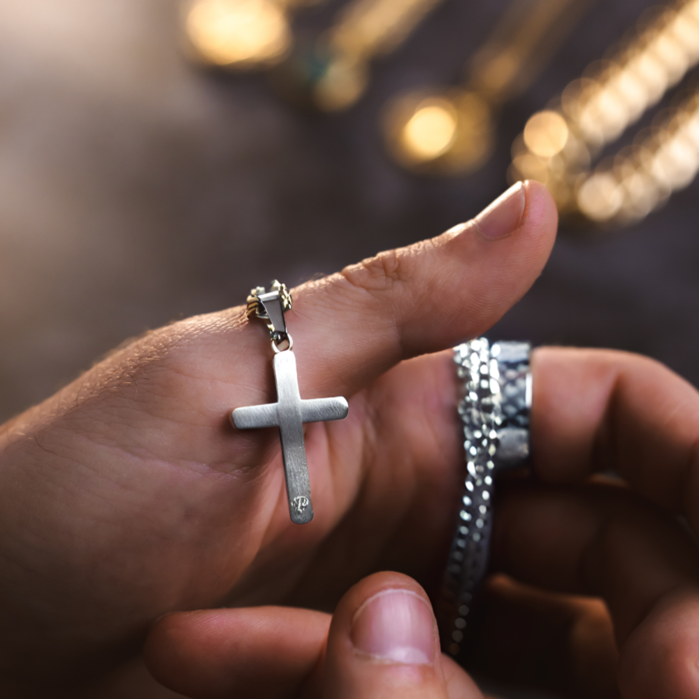 Men's Silver Cross Pendant Necklace - Men's Silver Necklace | Twistedpendant