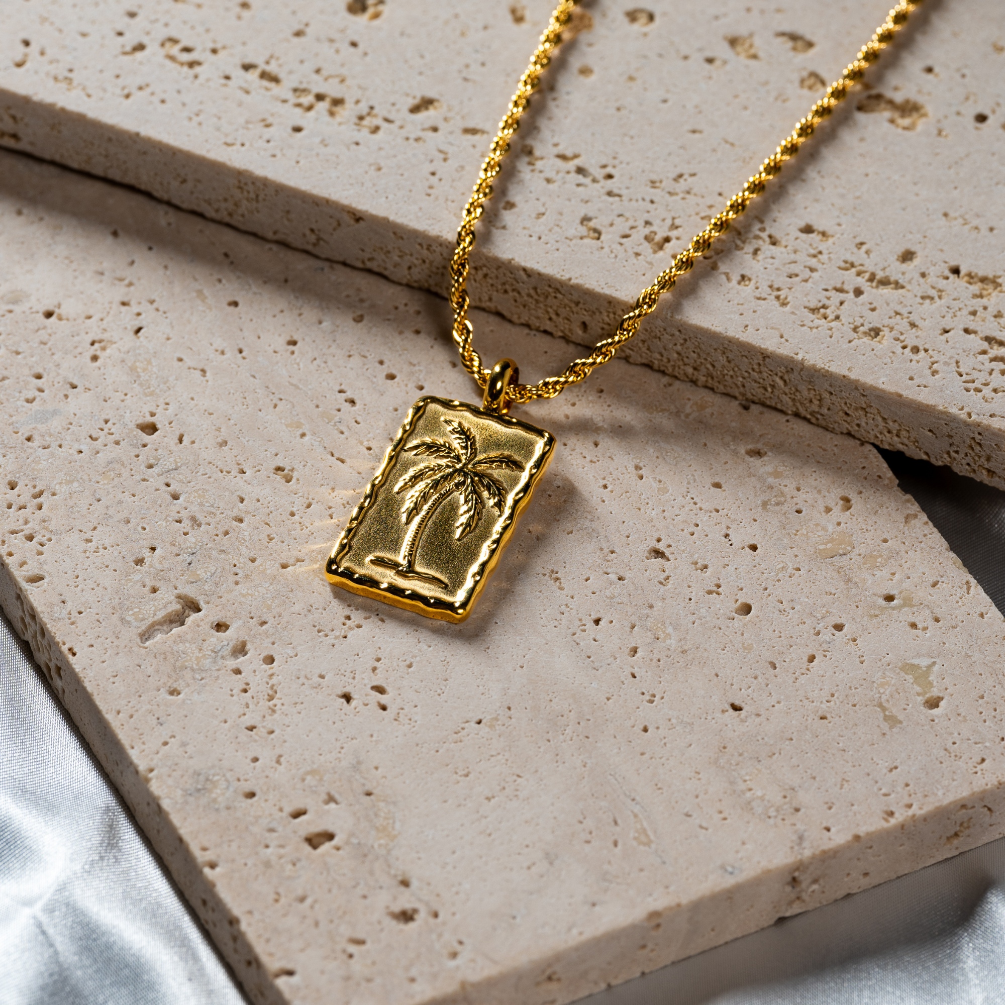 Gold Palm Tree Pendant Necklace - Men's Gold Necklaces | Twistedpendant