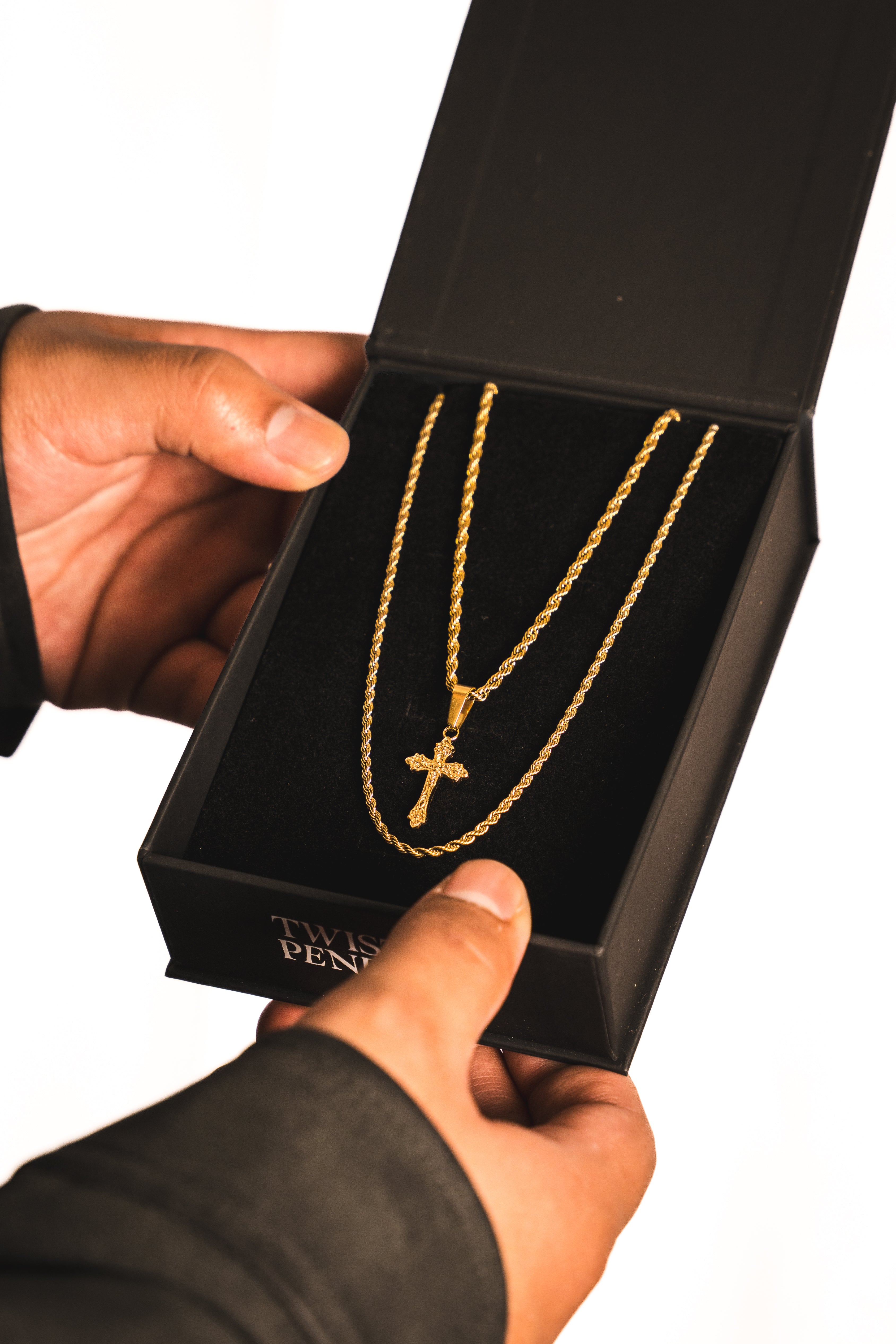 Micro Vintage Cross - Gold