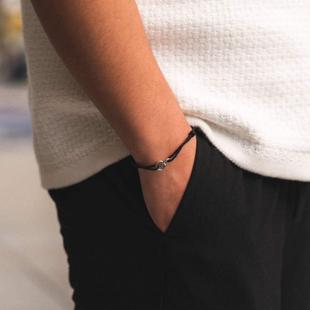 Drift – Black (Gold)