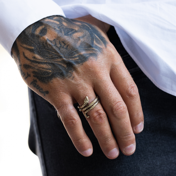 Thin Snake Ring - Black