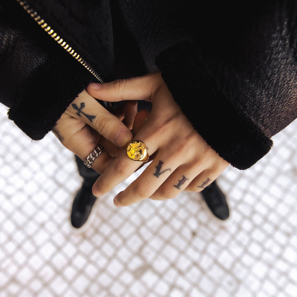 18K Gold World Ring - Buy Mens Gold Rings | By Twistedpendant