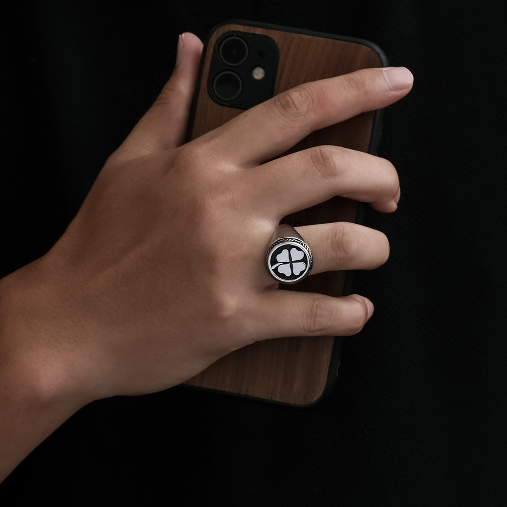 Silver Four Leaf Clover Ring - Signet Ring For Men - By Twistedpendant