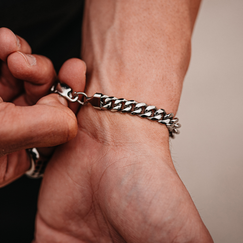 Men's Silver Cuban Thick Bracelet (8MM) - Lifetime Guarantee | Twistedpendant