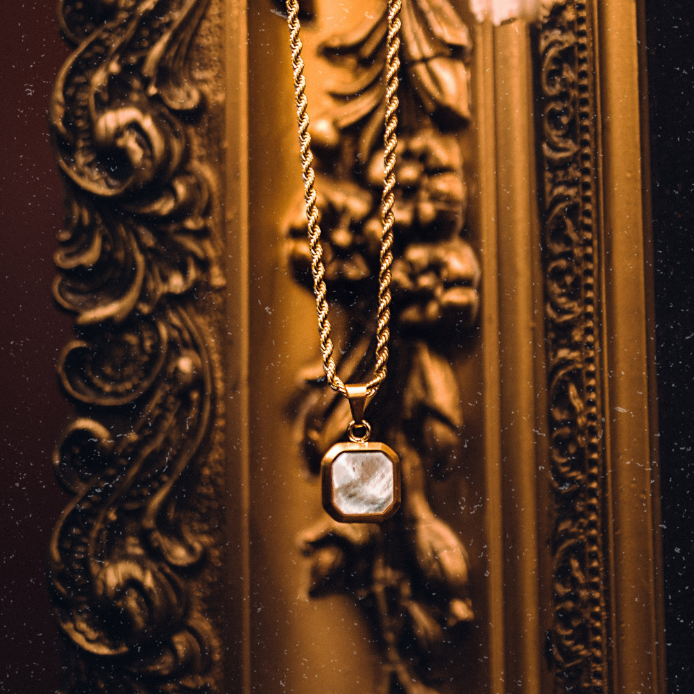 Gold Jewellery - Mens Necklaces, Chains Bracelet & Man Rings | Twistedpendant