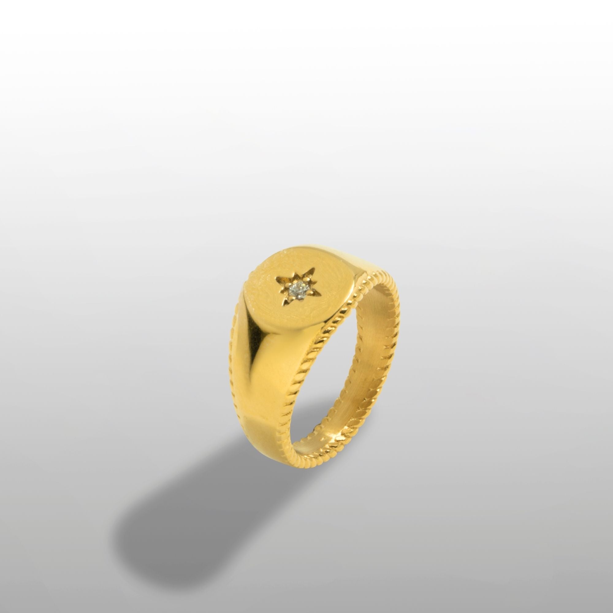 North Star Signet Ring - Gold