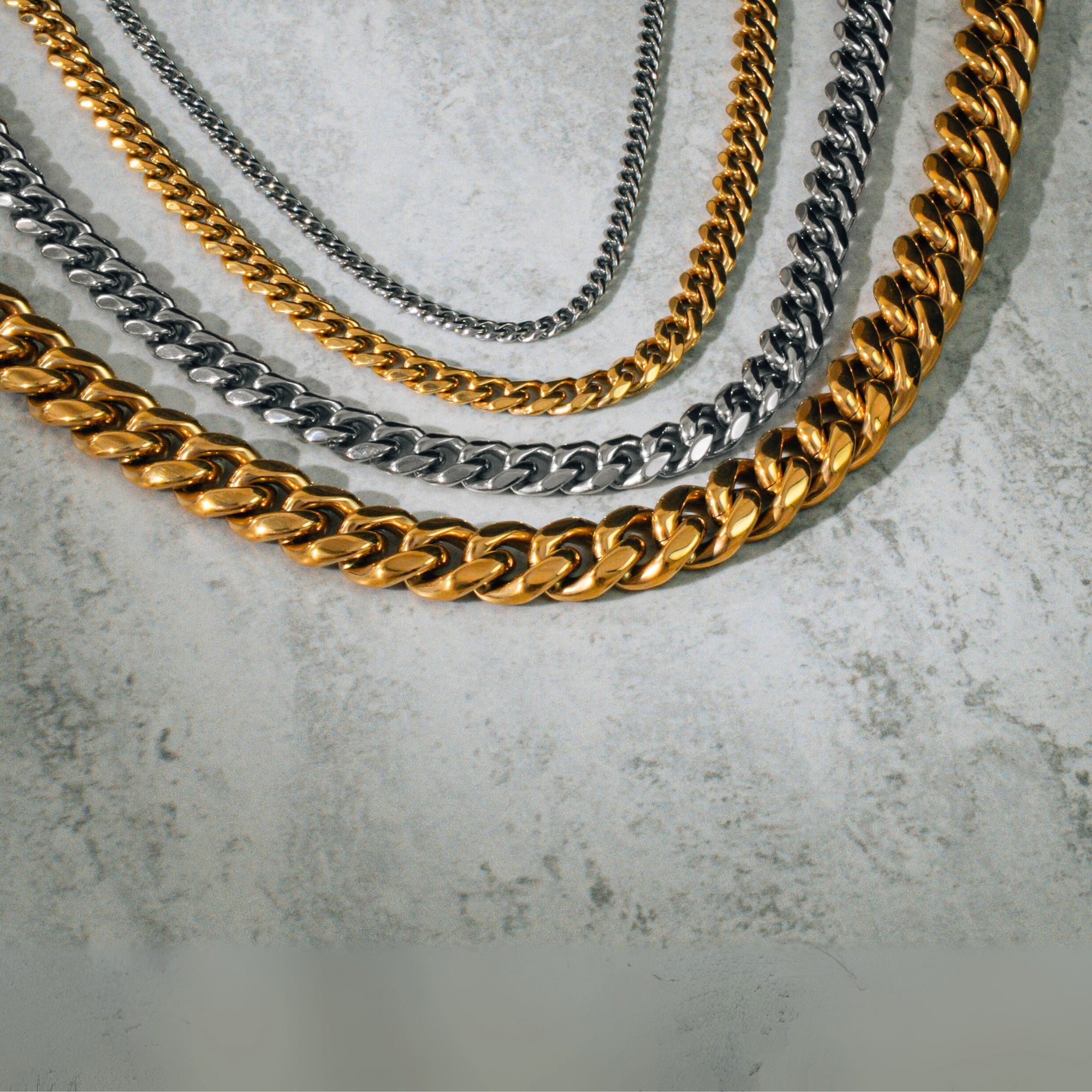 関税/送料込み【twistedpendant】ボリッシュシグネットリング 関税/送料込み【twistedpendant】ボリッシュシグネットリング