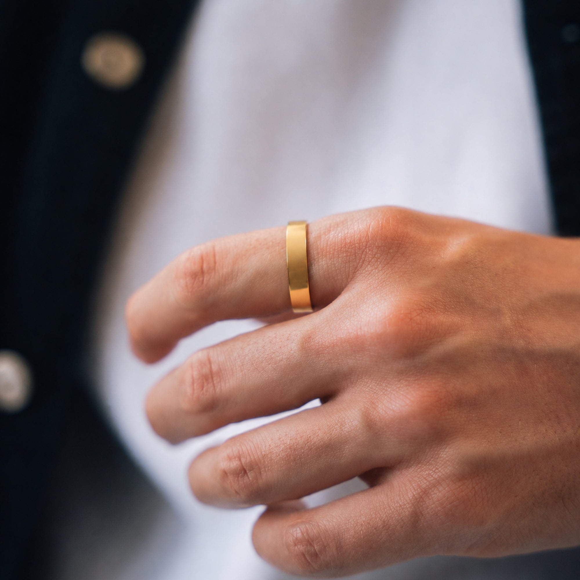 Smooth Band - 18K Gold