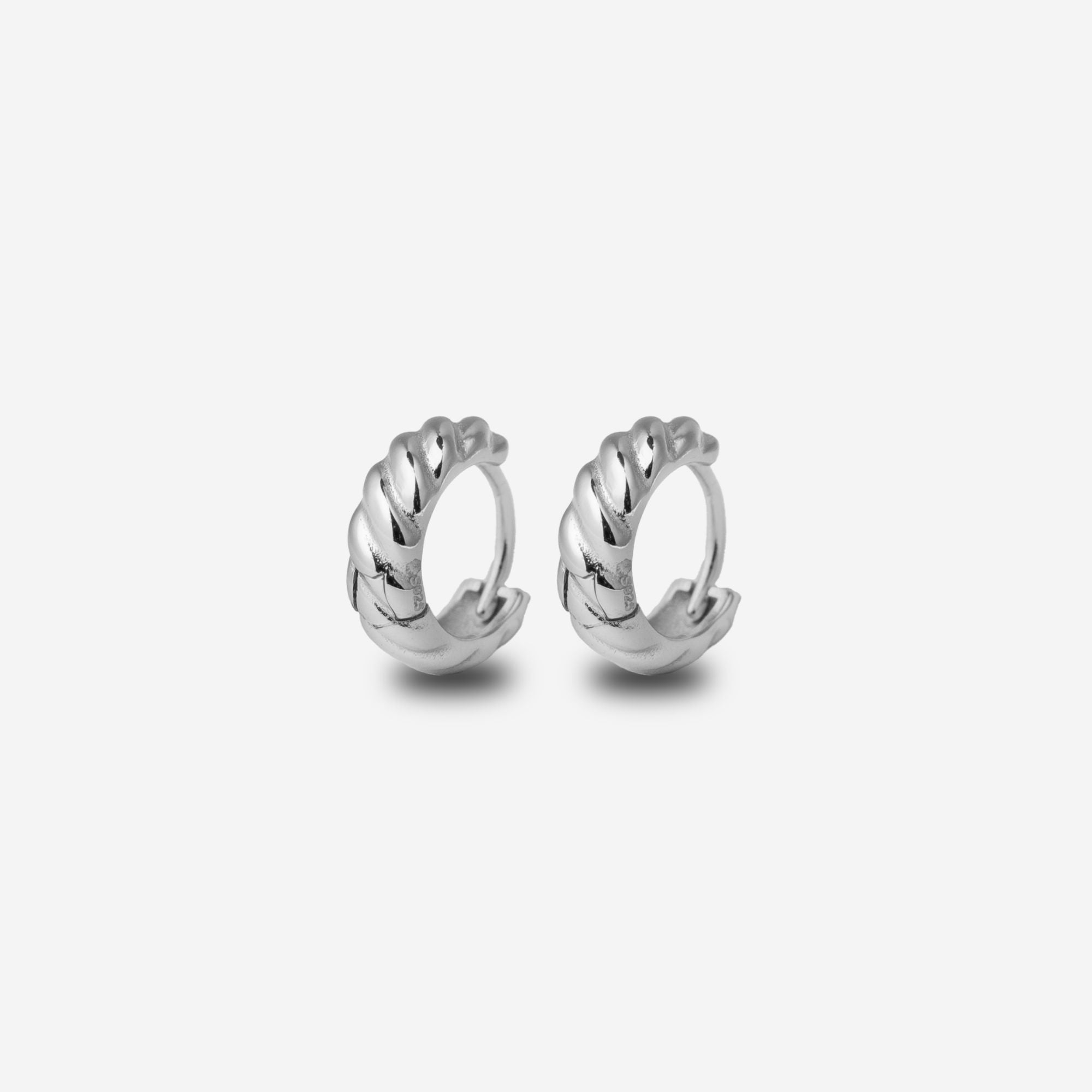 Huggie Twirl (Silver)