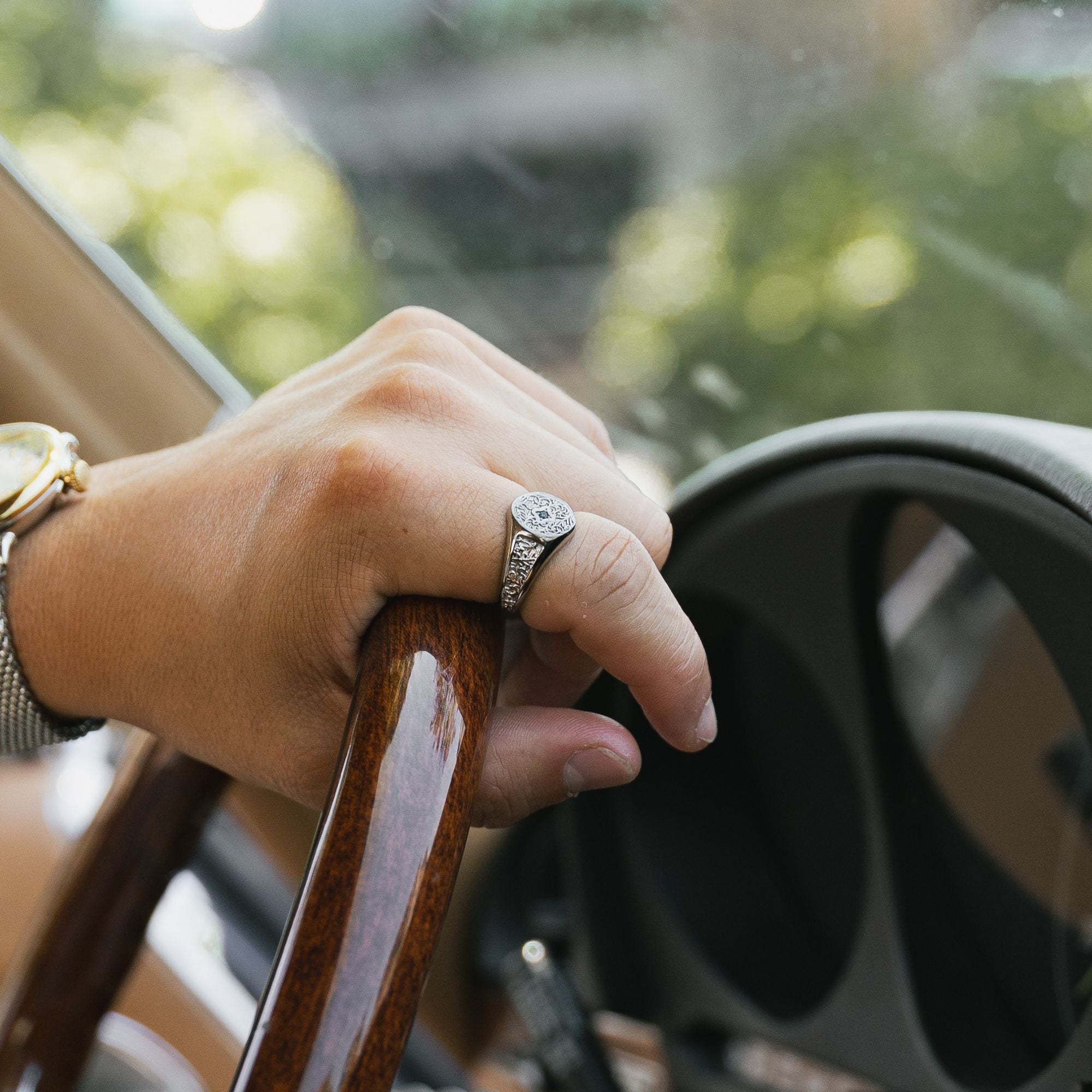 Oracle Signet Ring - Silver