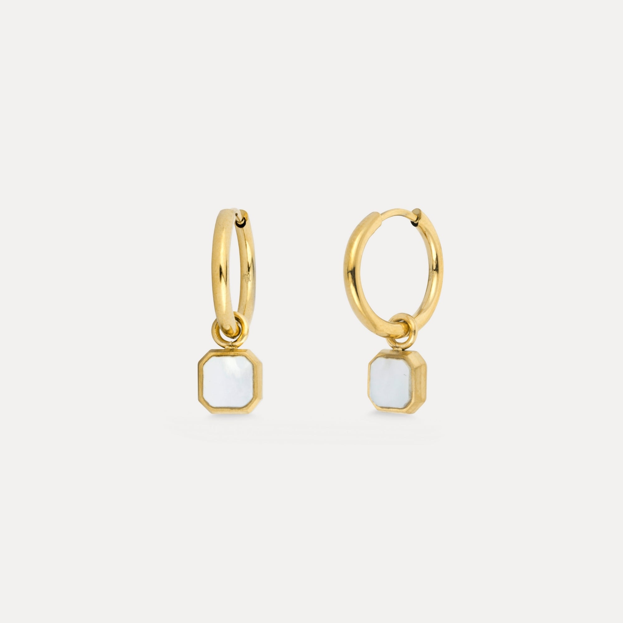 Pearl Dangle (Black)