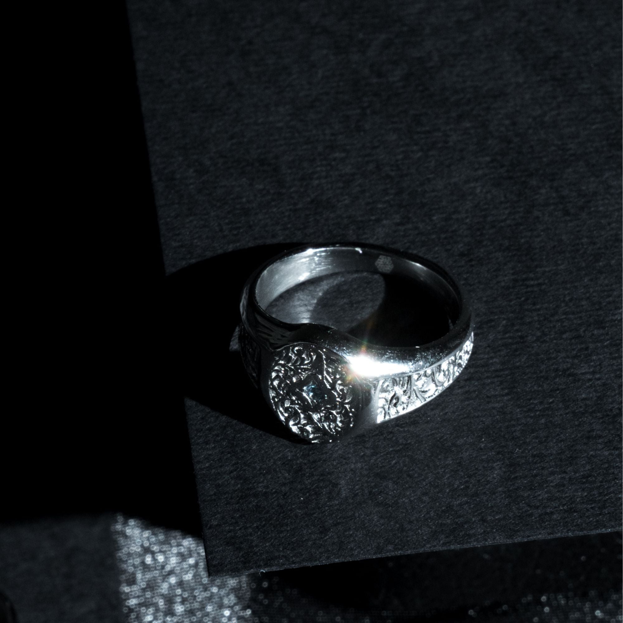 Oracle Signet Ring - Silver