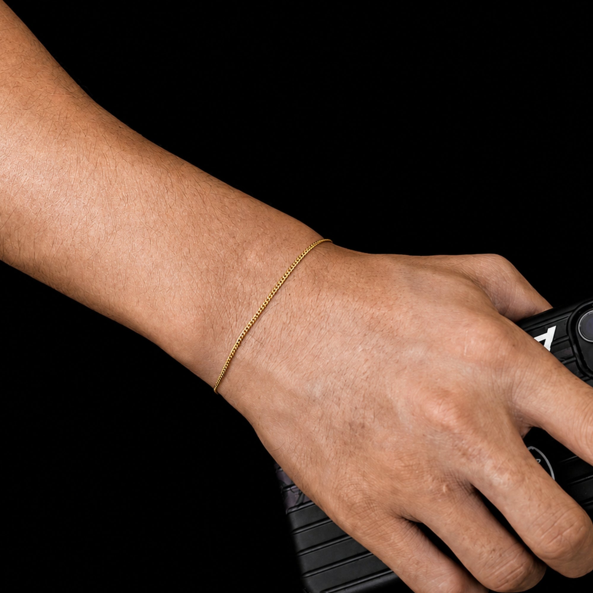 Gold Thin Cuban Bracelet (1.5MM)