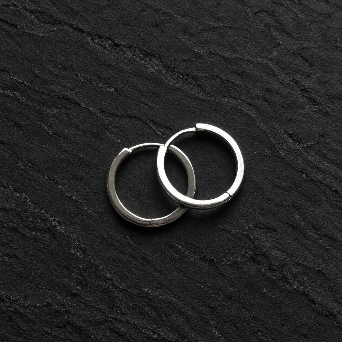 18MM Hoop (Silver)