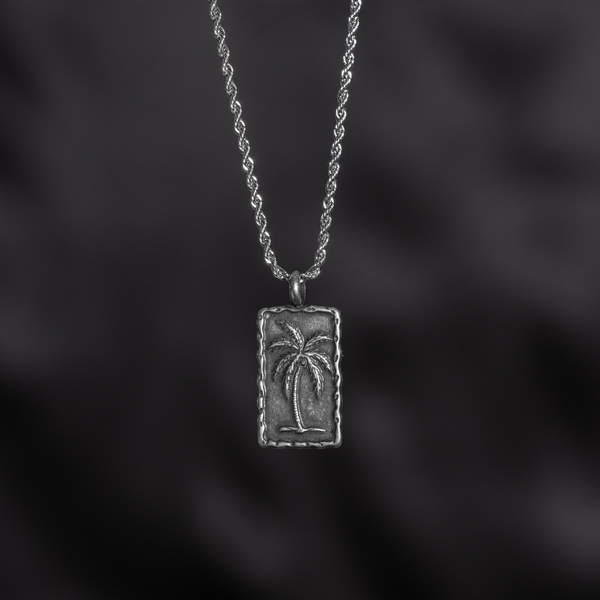 Palm tree pendant necklace online
