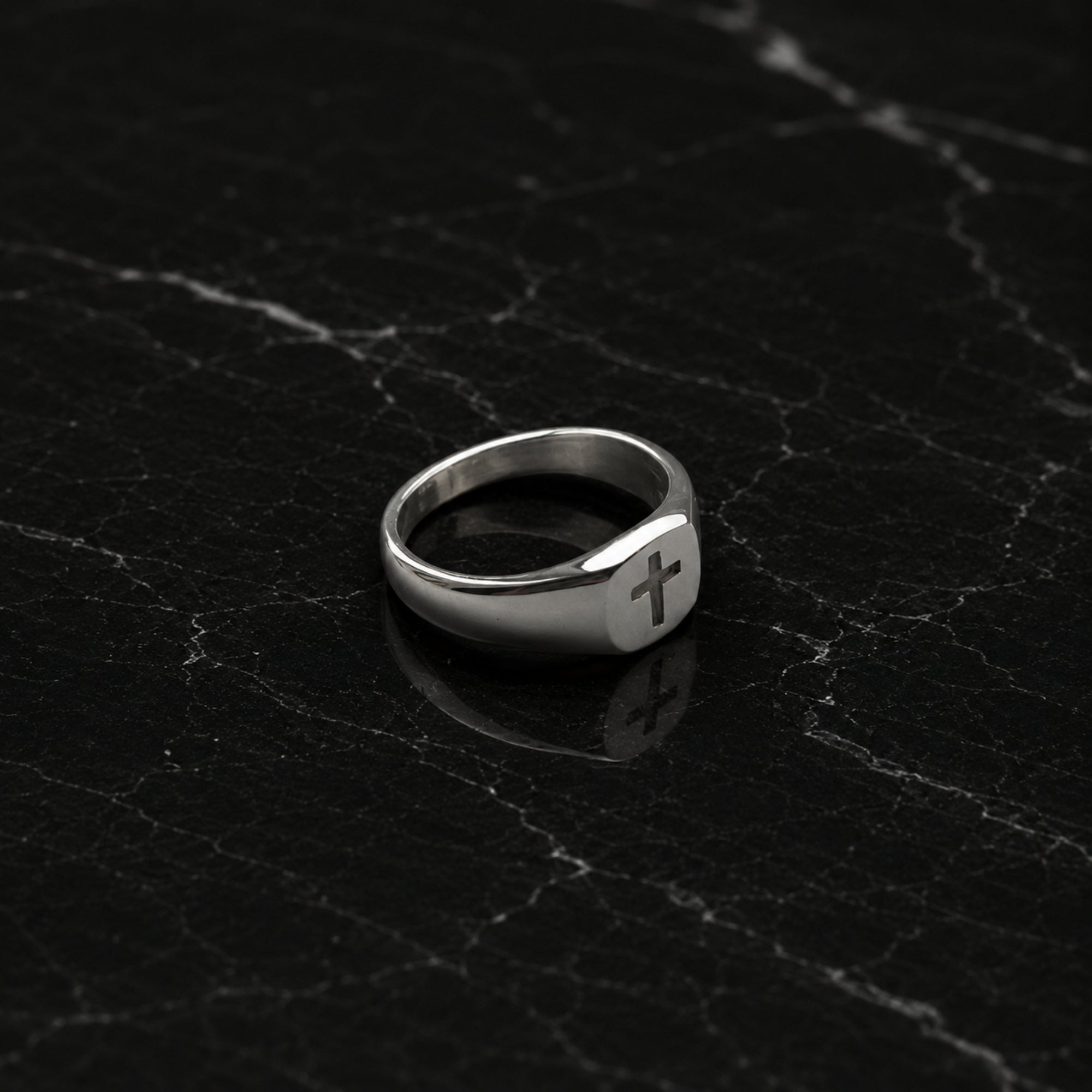Micro Cross Ring (Silver)