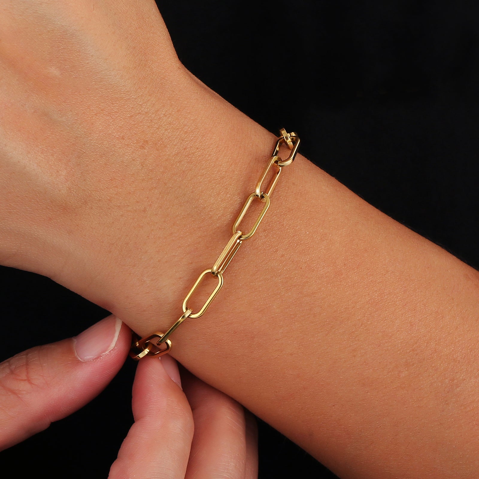 Gold Paperclip Bracelet (6MM)