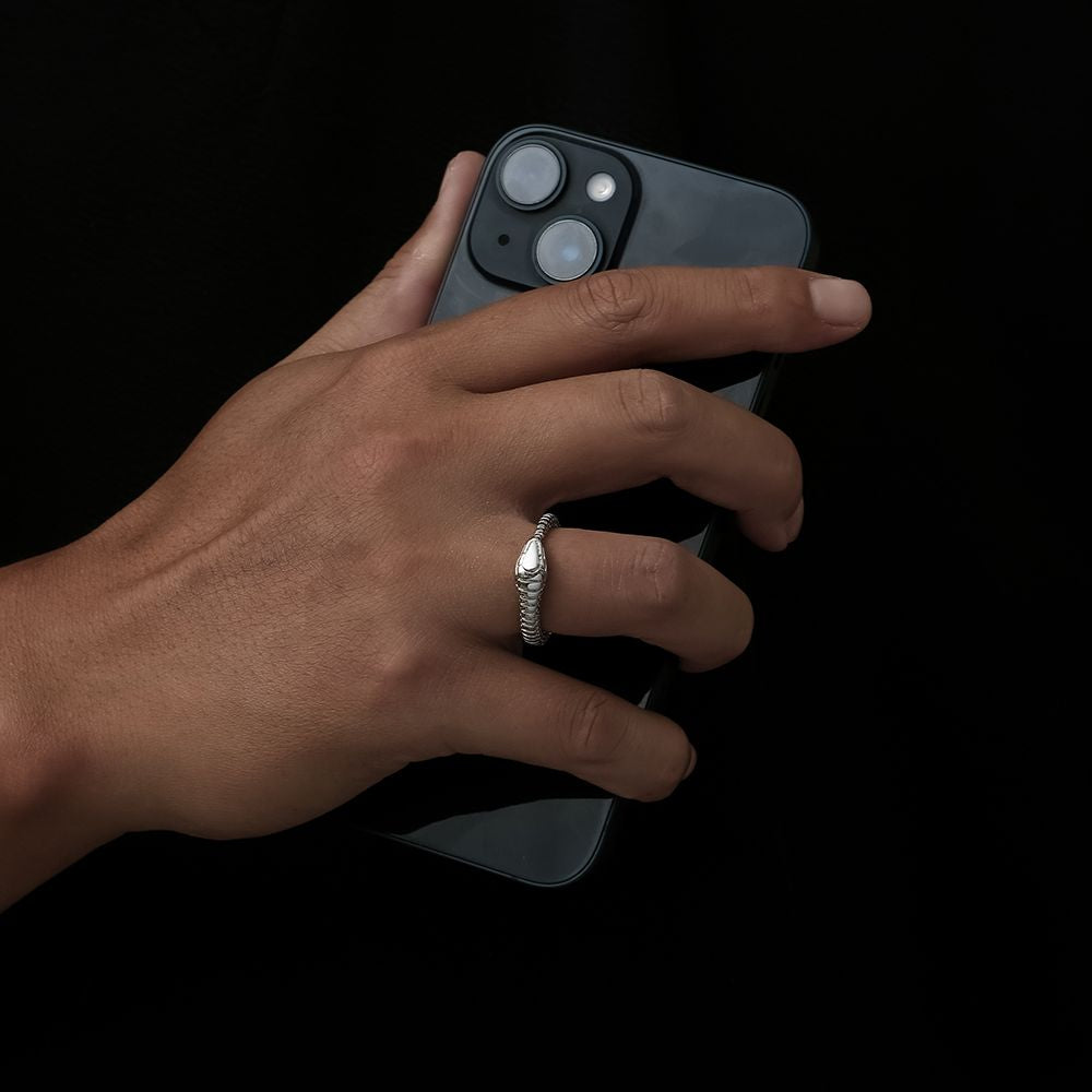 Snake Band Ring - Silver
