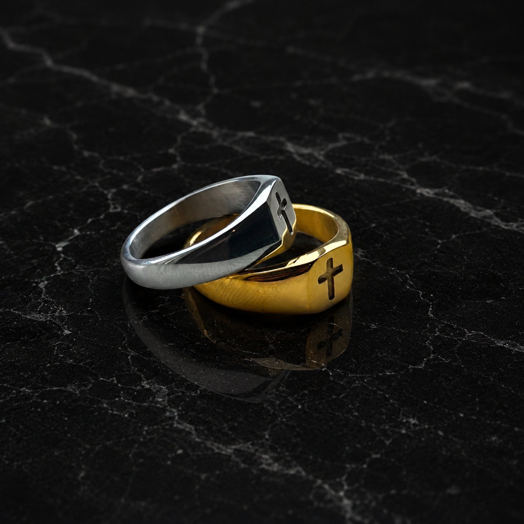 Micro Cross Ring (Silver)