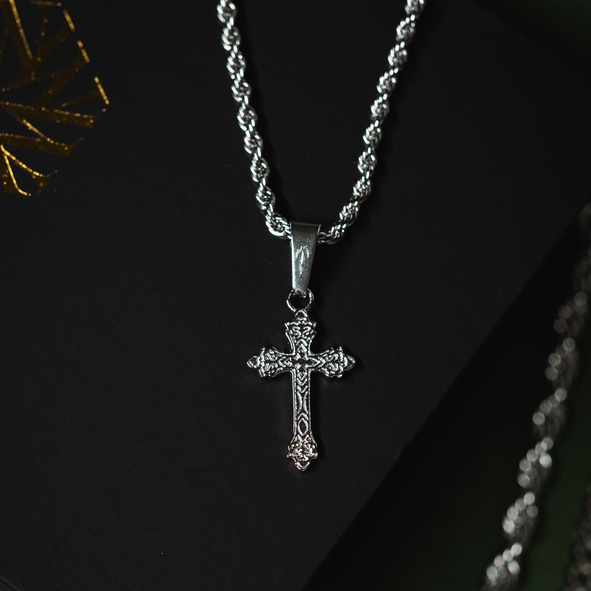 Mens 925 Silver Mini Vintage Cross Necklace | Twistedpendant