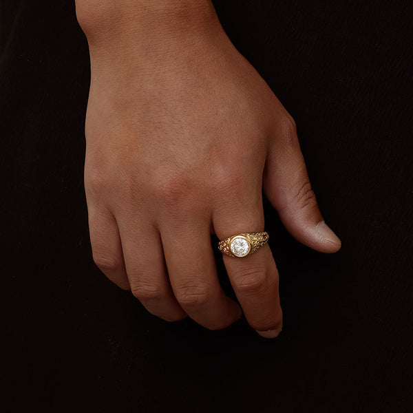 Mens Ring - 18K Gold Diamond Signet Ring For Men - By Twistedpendant