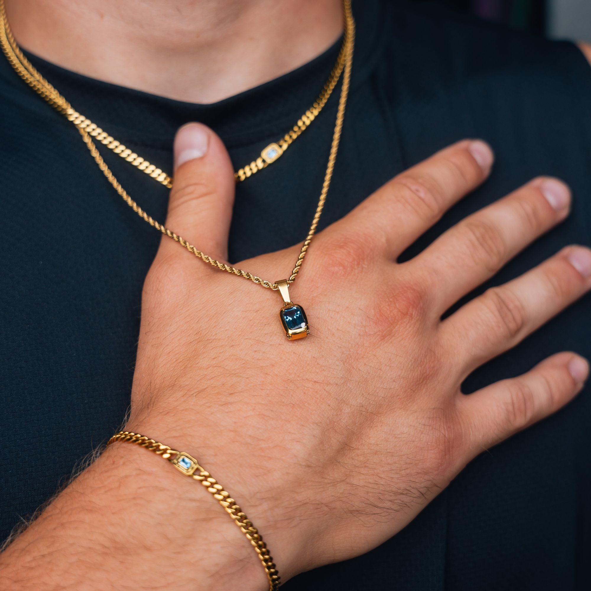 Sapphire Stone Pendant - Gold