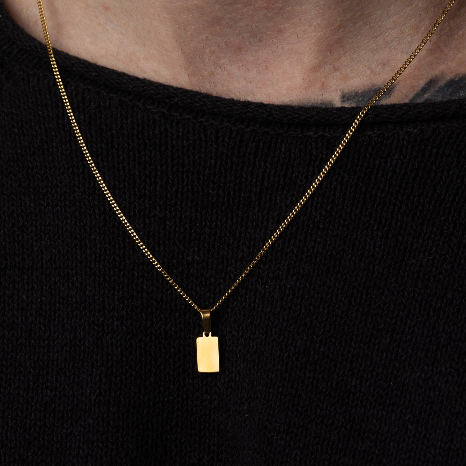 Minimalist Mini Bar Pendant Necklace - Men's Gold Necklace | Twistedpendant