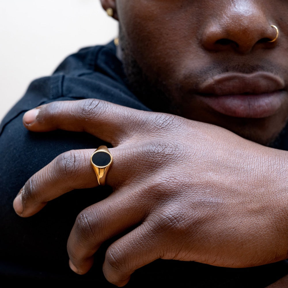 Mens Gold 18K Signet Ring - Black Onyx Ring - By Twistedpendant
