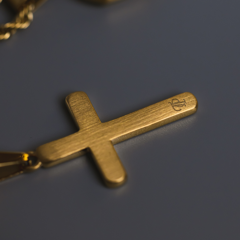 Mens solid gold cross 2025 pendant