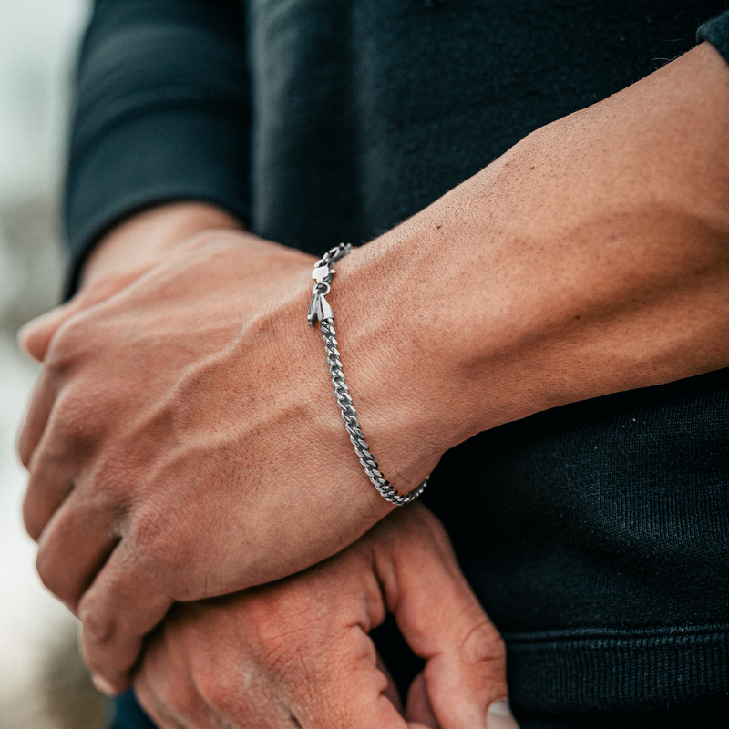 Silver bracelet with circles on sale