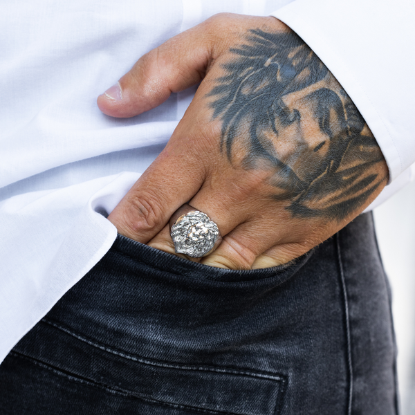 Silver Lion Ring - Mens Silver Signet Rings - By Twistedpendant
