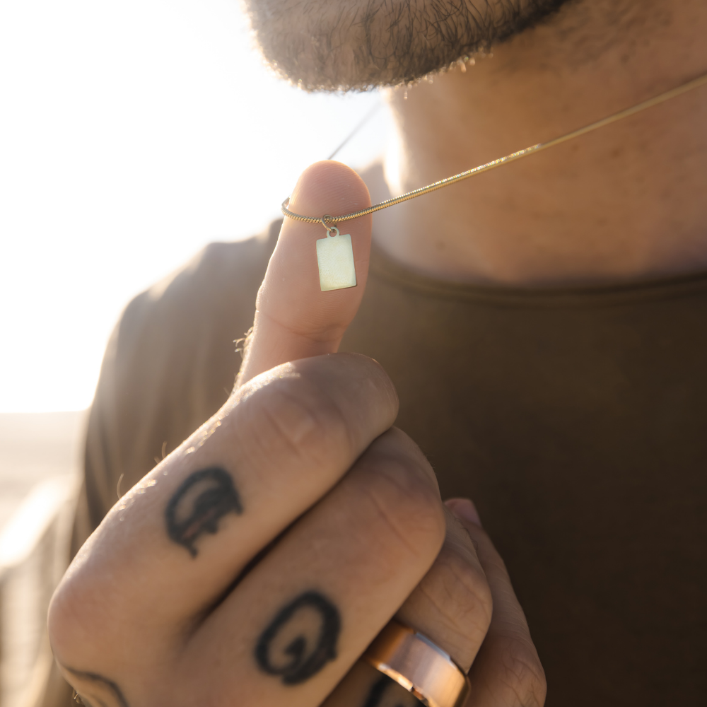 Minimalist Mini Bar Pendant Necklace - Men's Gold Necklace | Twistedpendant