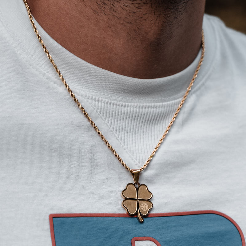 Men's 18K Gold Four Leaf Clover - Men's Gold Necklace | Twistedpendant